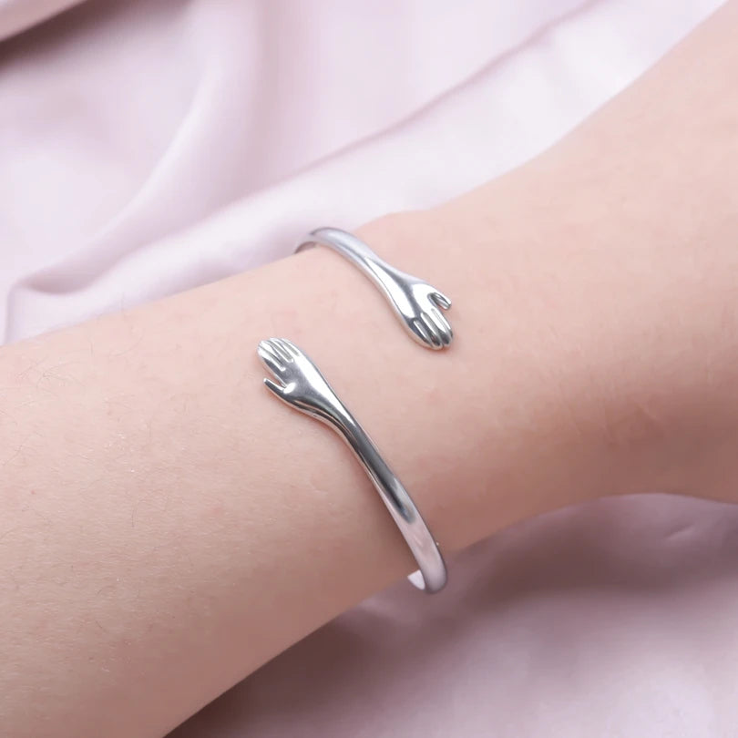 Romantic Hug Hands Embrace Adjustable Open Bracelet Love Hand Cuff Thin Bangle for Women Men Couple Jewelry Chic Wedding Gifts